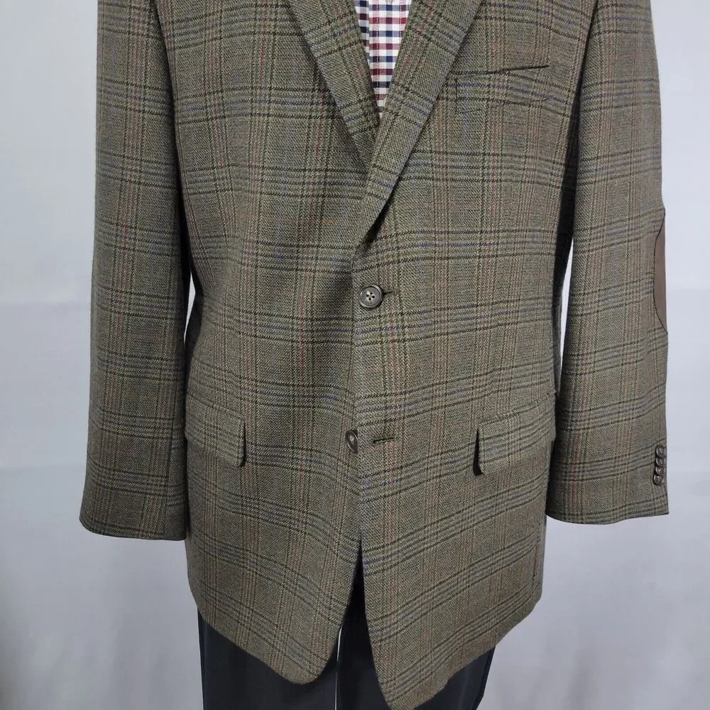 Tommy Hilfiger before completing
